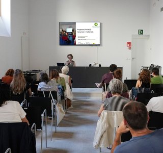 Formem en Lectura Fàcil professionals que treballen amb alumnat i persones nouvingudes